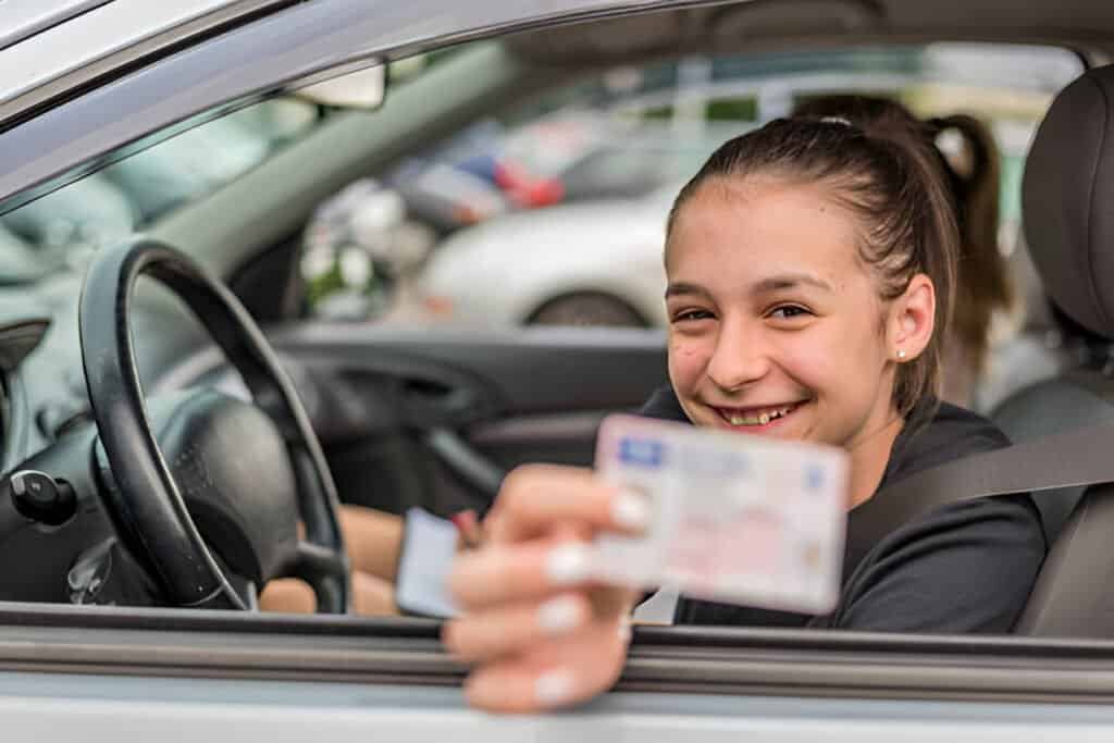 College Students driving licence