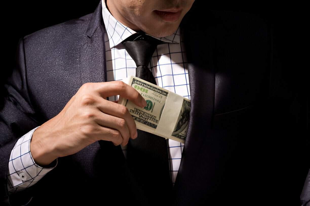 6 Practical Tips to Stop Embezzlement Before It Starts